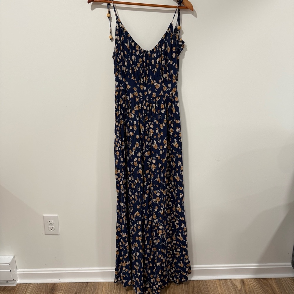 NATURAL LIFE Navy and Tan Floral Maxi Dress